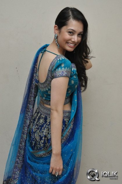 Natalie-Rout-at-Hang-Up-Movie-Audio-Launch